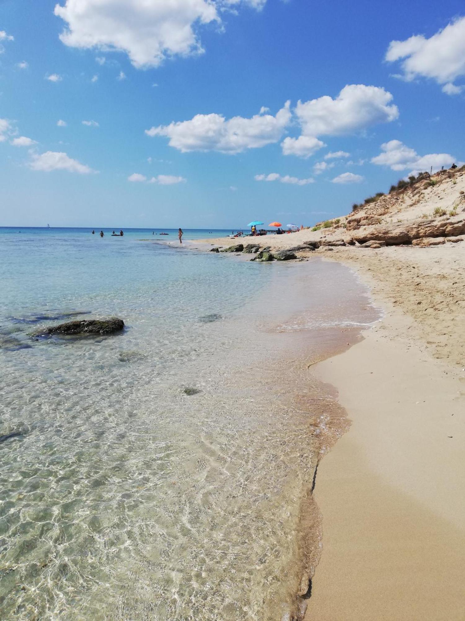 B&B Bianco Mediterraneo Torre Ovo Luaran gambar