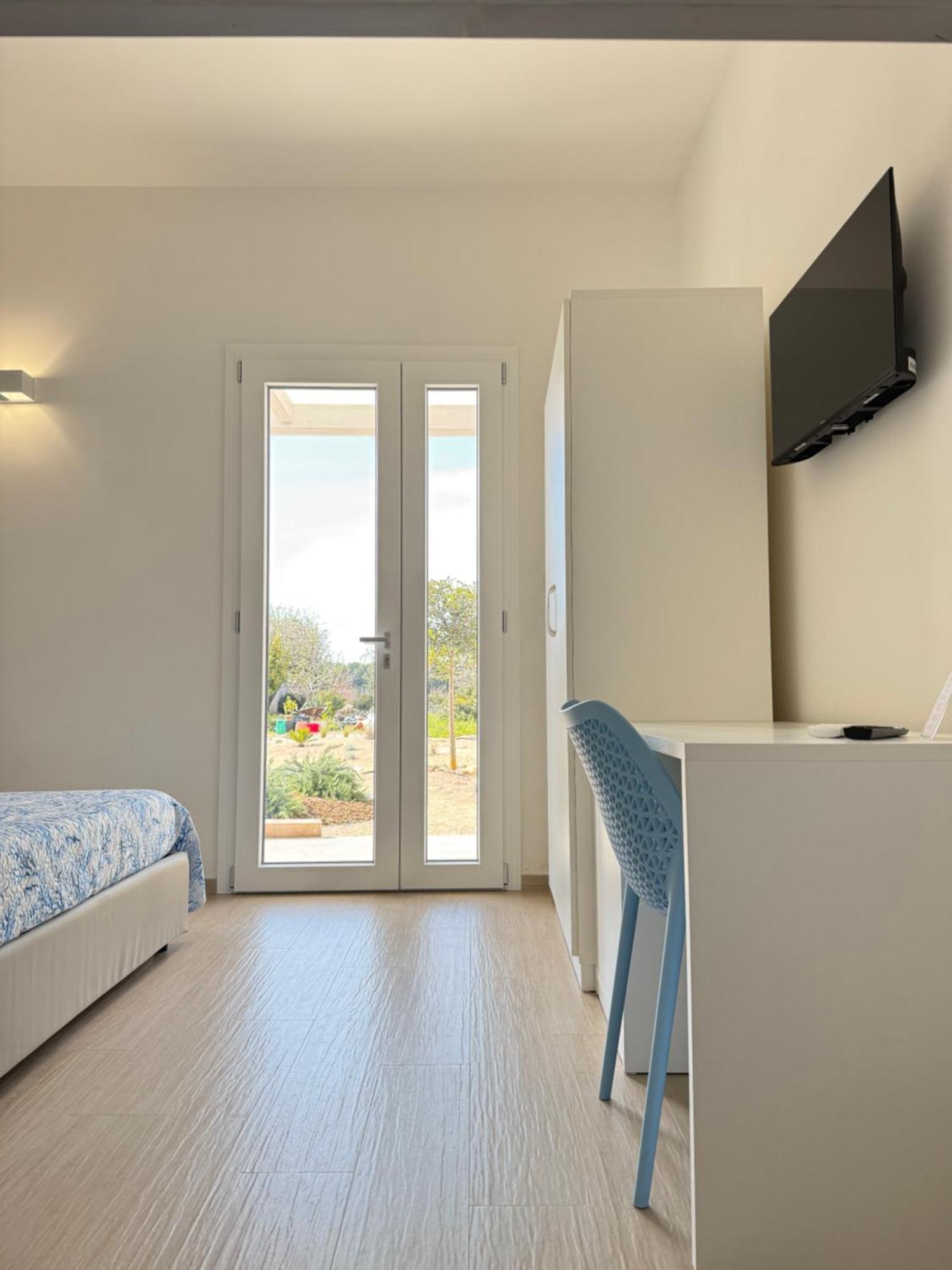B&B Bianco Mediterraneo Torre Ovo Luaran gambar